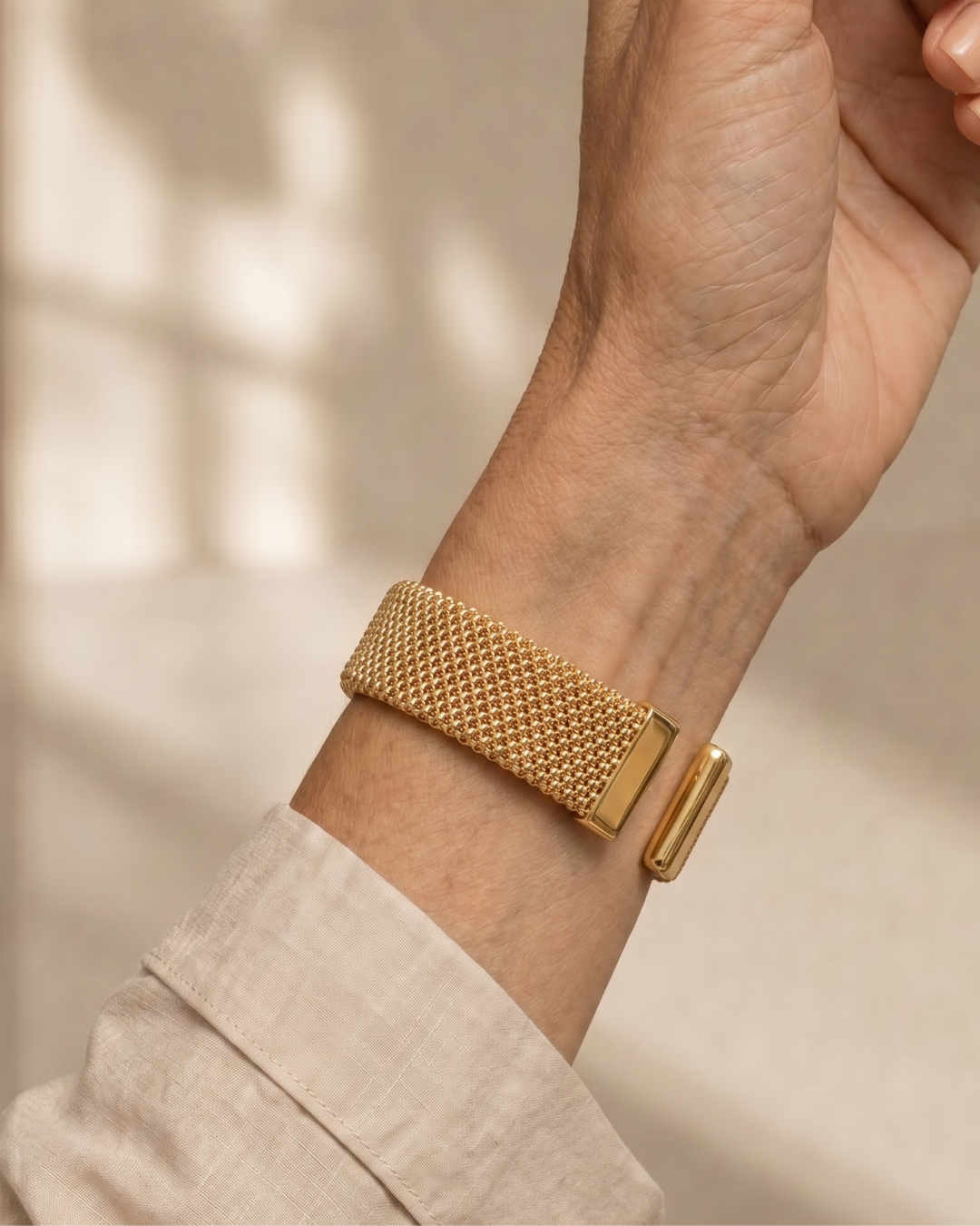 Aumen | Woven Mesh Open Cuff Bracelet 1