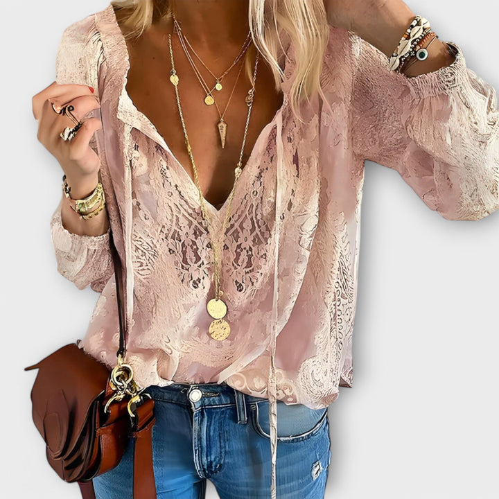 Brunetta | Sophisticated Blouse 3
