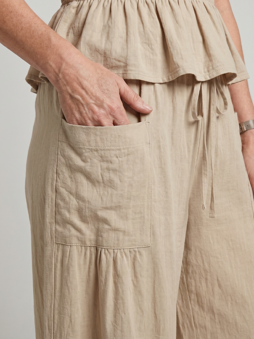 Eirenne | Peplum Detail Smocked Top And Wide Leg Pants Set 2