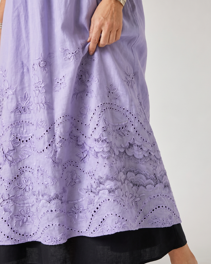 Evelene | Embroidered Hem Everyday Pocket Midi Dress 1