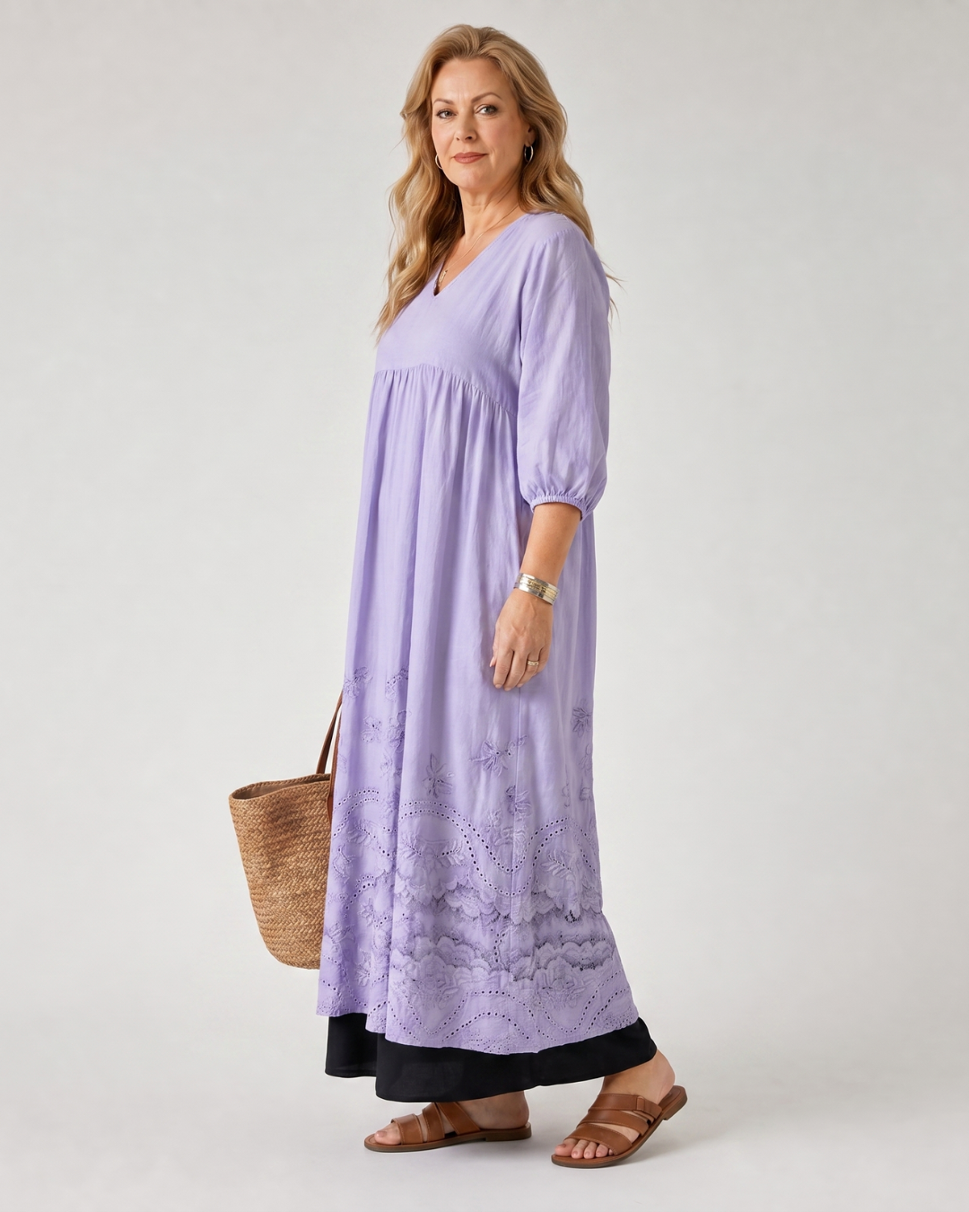 Evelene | Embroidered Hem Everyday Pocket Midi Dress 2