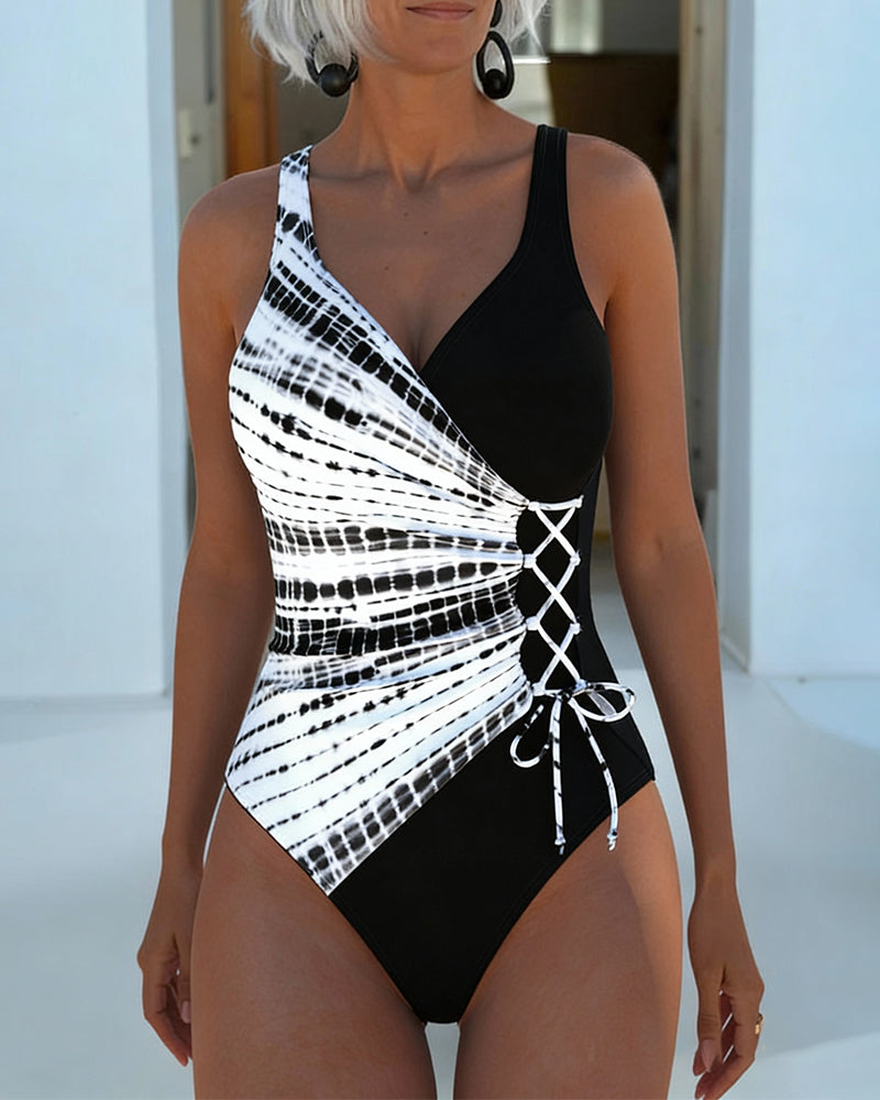 Harriet | Stylish One-Piece Swimsuit 0