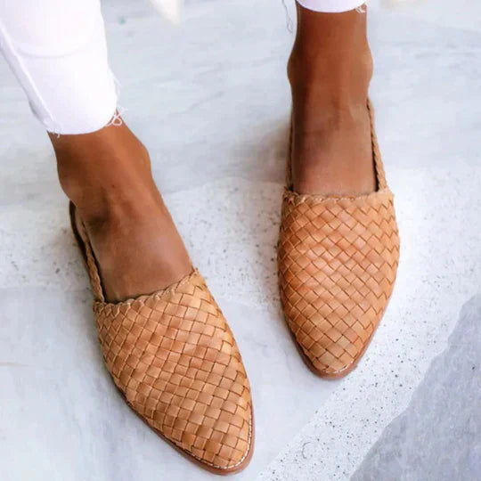 Leia | Flat Sandals 1