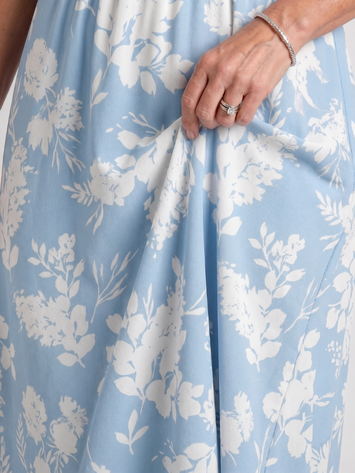 Marion | Floral Print Short Sleeve V Neck Midi Dress 2