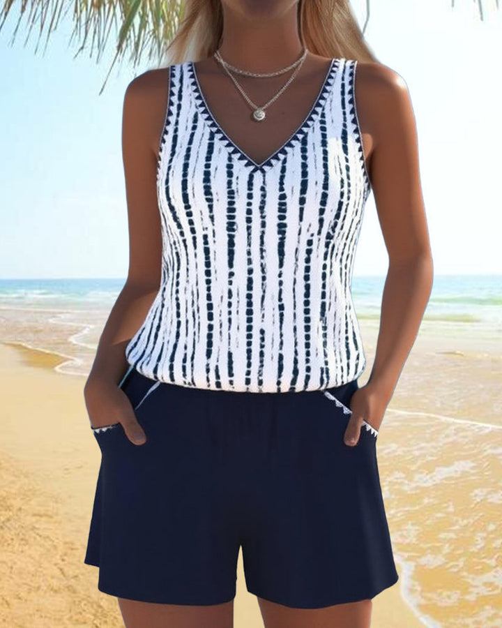 Mia | Casual Two Piece Printed V-Neck Swimsuit with Pockets 4