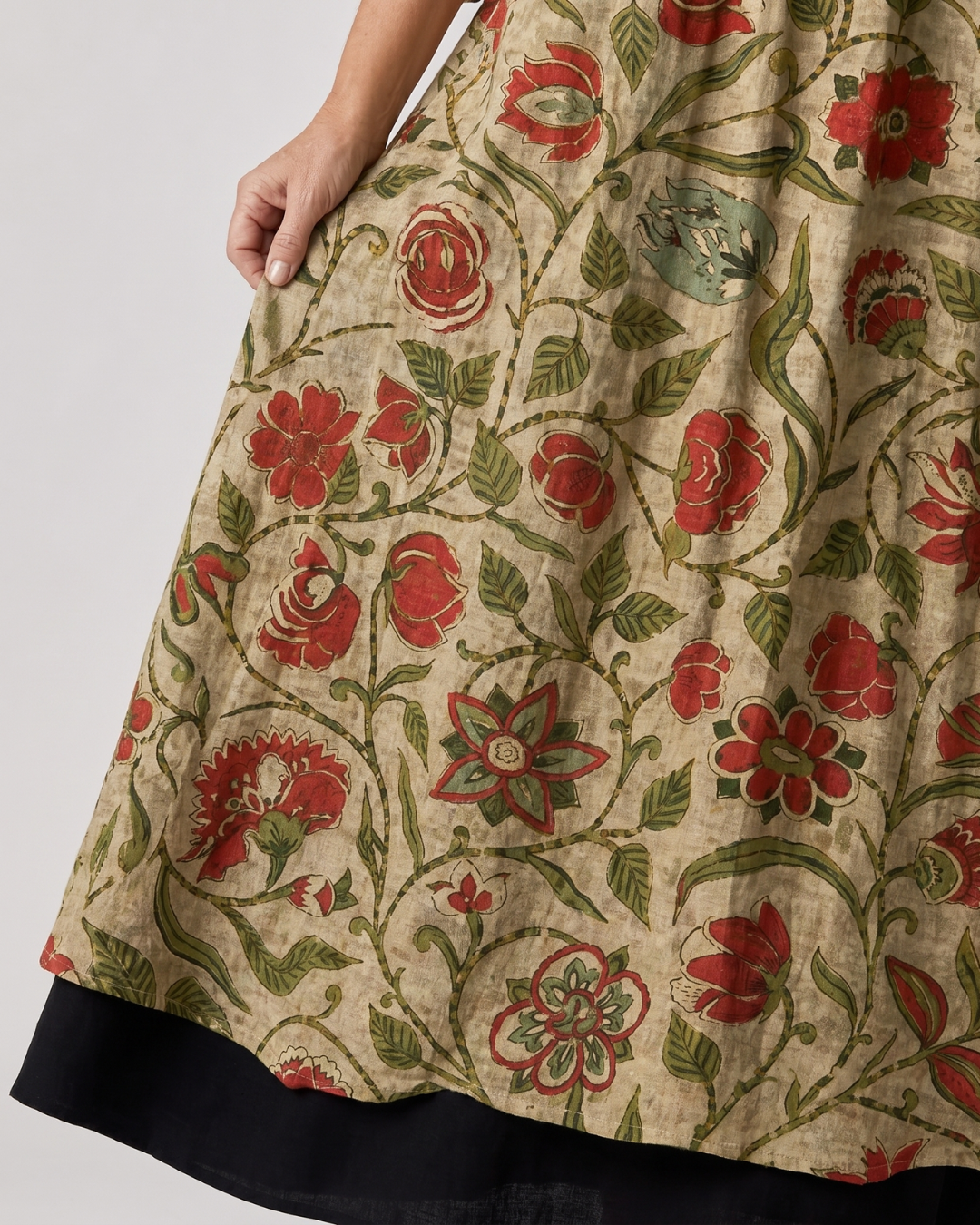Rimla | Botanical Print Relaxed Three Quarter Sleeve Midi Dress 2