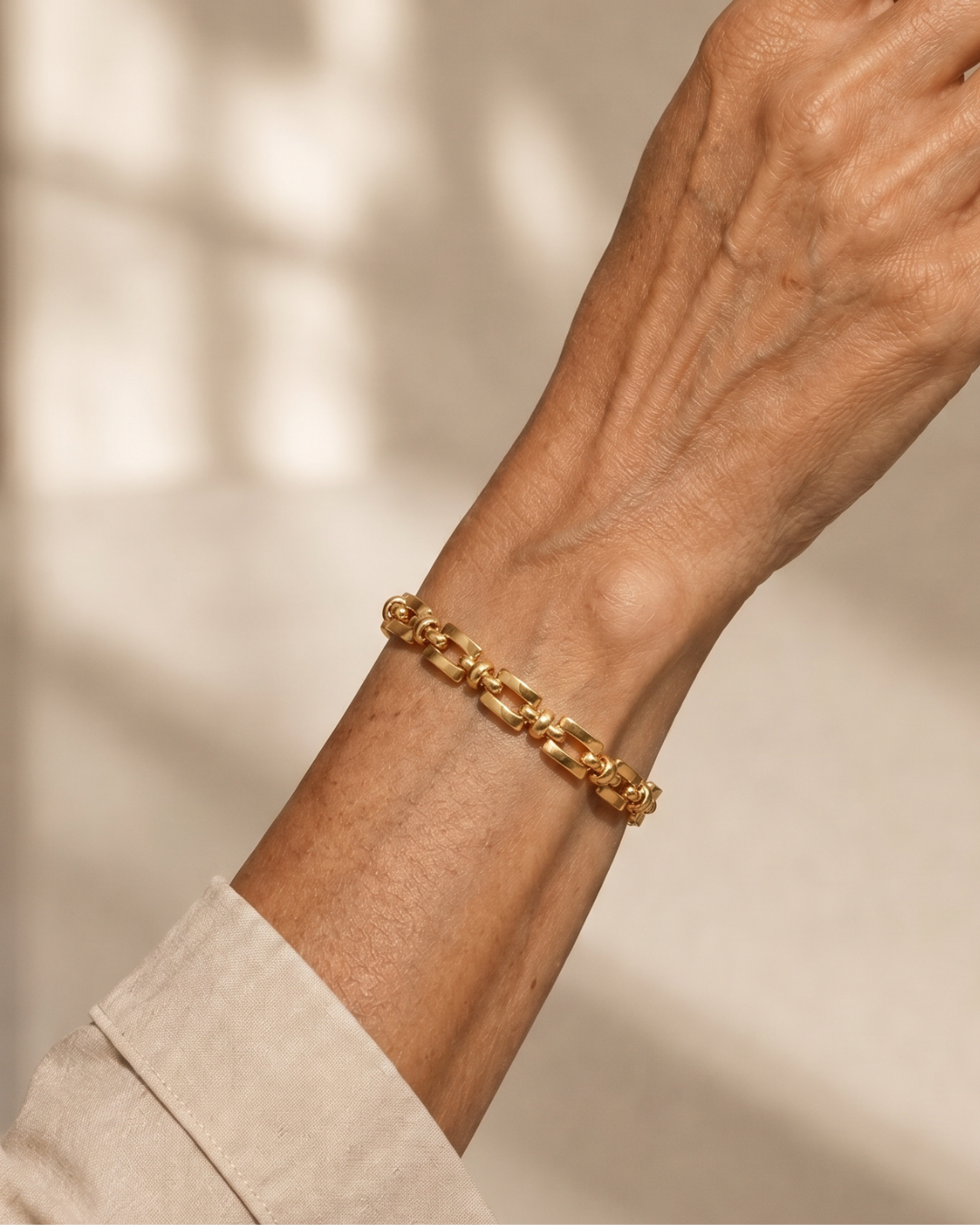 Sapphira | Geometric Link Chain Bracelet 0