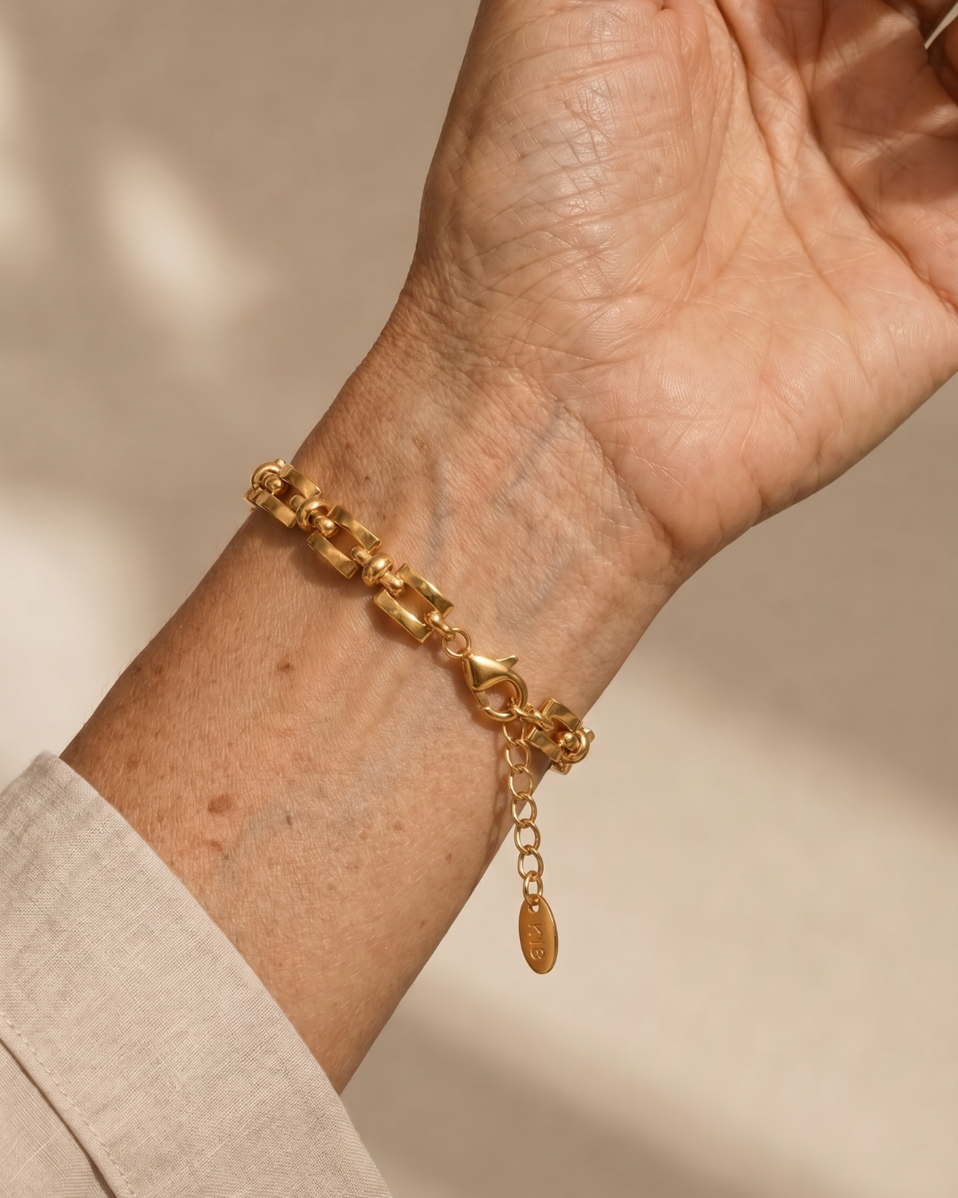 Sapphira | Geometric Link Chain Bracelet 2