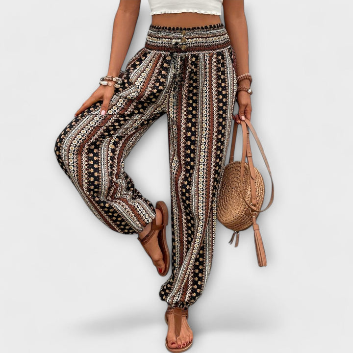 Scarlett - Pants with Ethnic Graphic 3