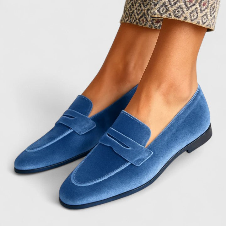 Threiza Loafers for Women | Slip-On, Sleek Black Design 0