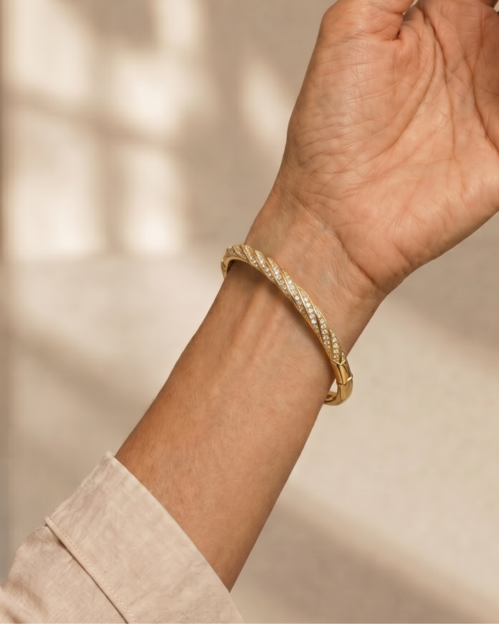 Topazia | Twisted Crystal Inlay Slim Bangle 2